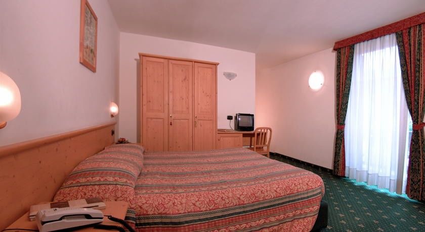 Alp Hotel Dolomiti Димаро Экстерьер фото