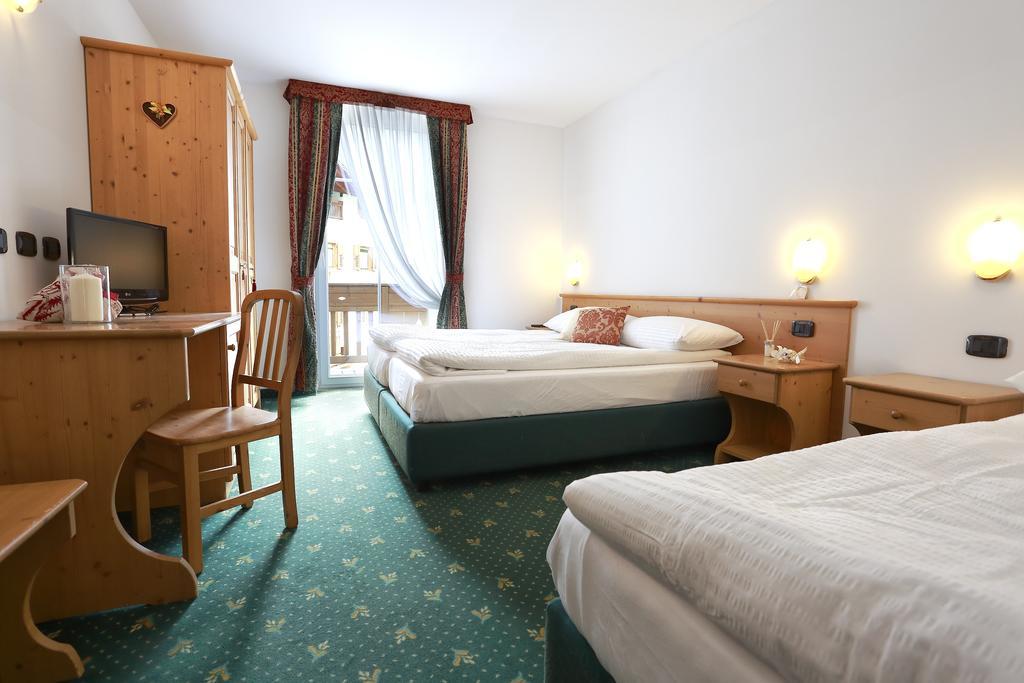 Alp Hotel Dolomiti Димаро Экстерьер фото