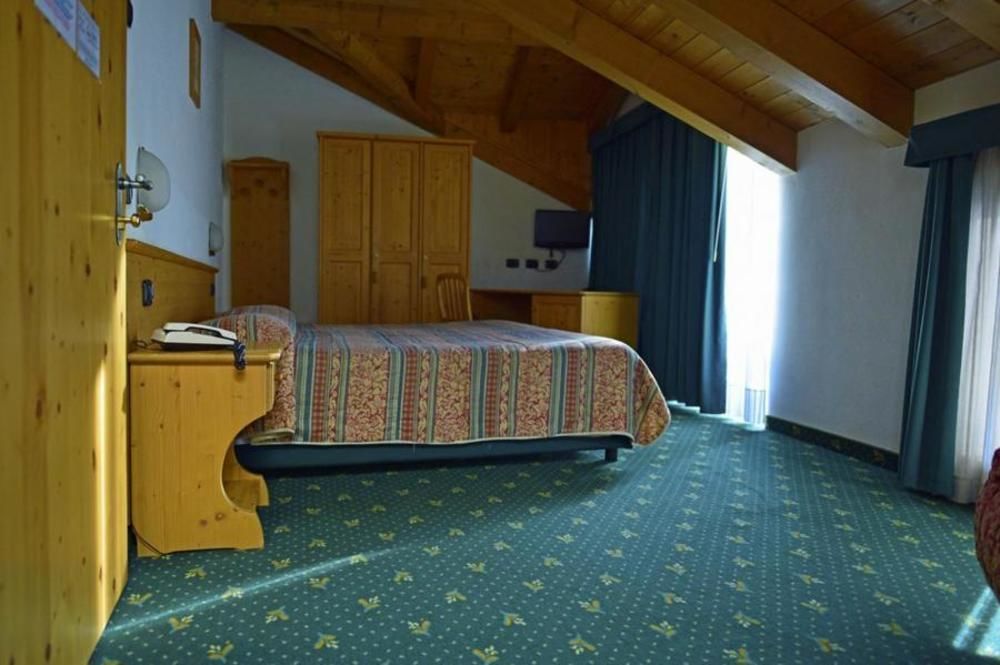 Alp Hotel Dolomiti Димаро Экстерьер фото
