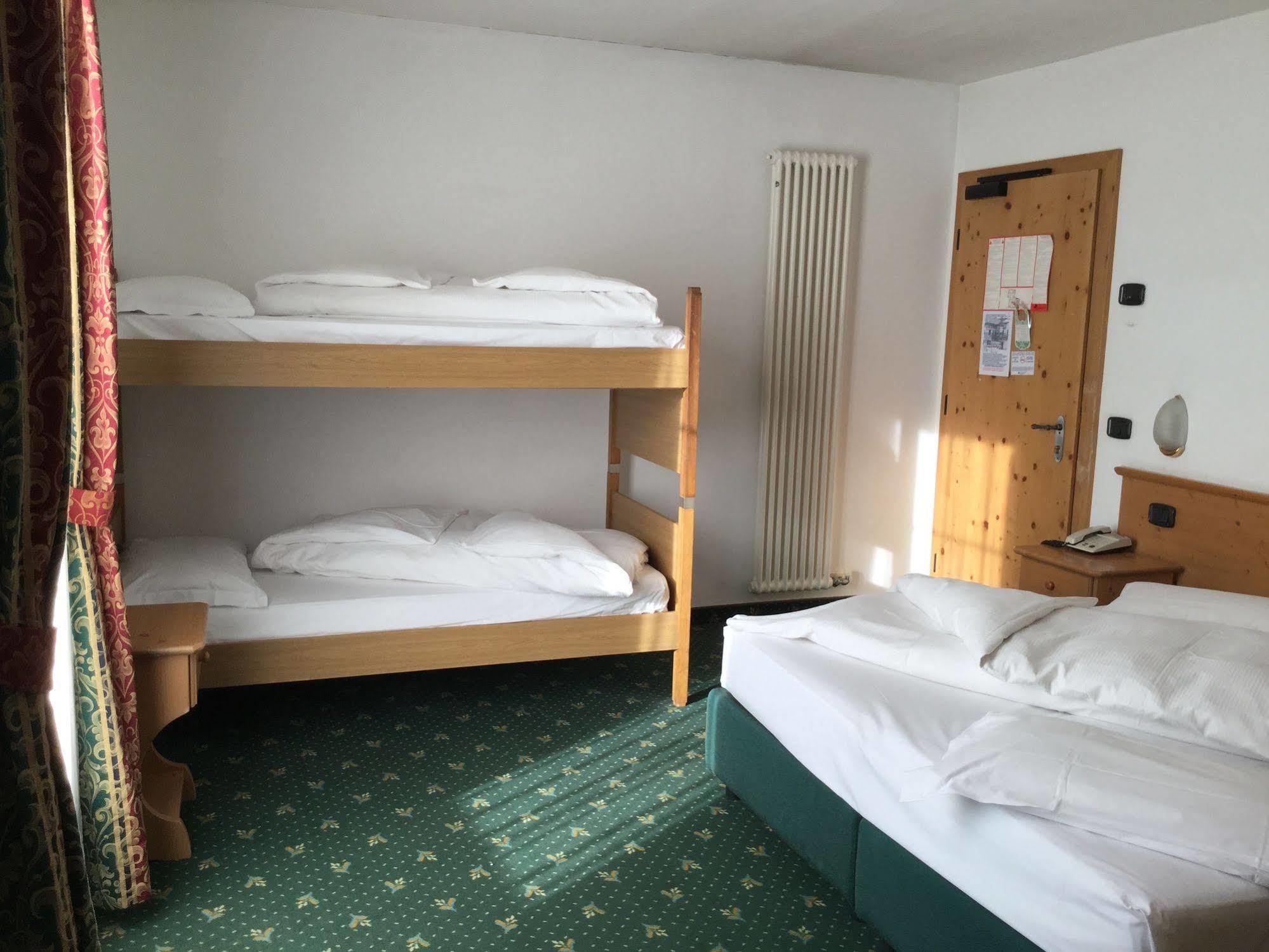 Alp Hotel Dolomiti Димаро Экстерьер фото