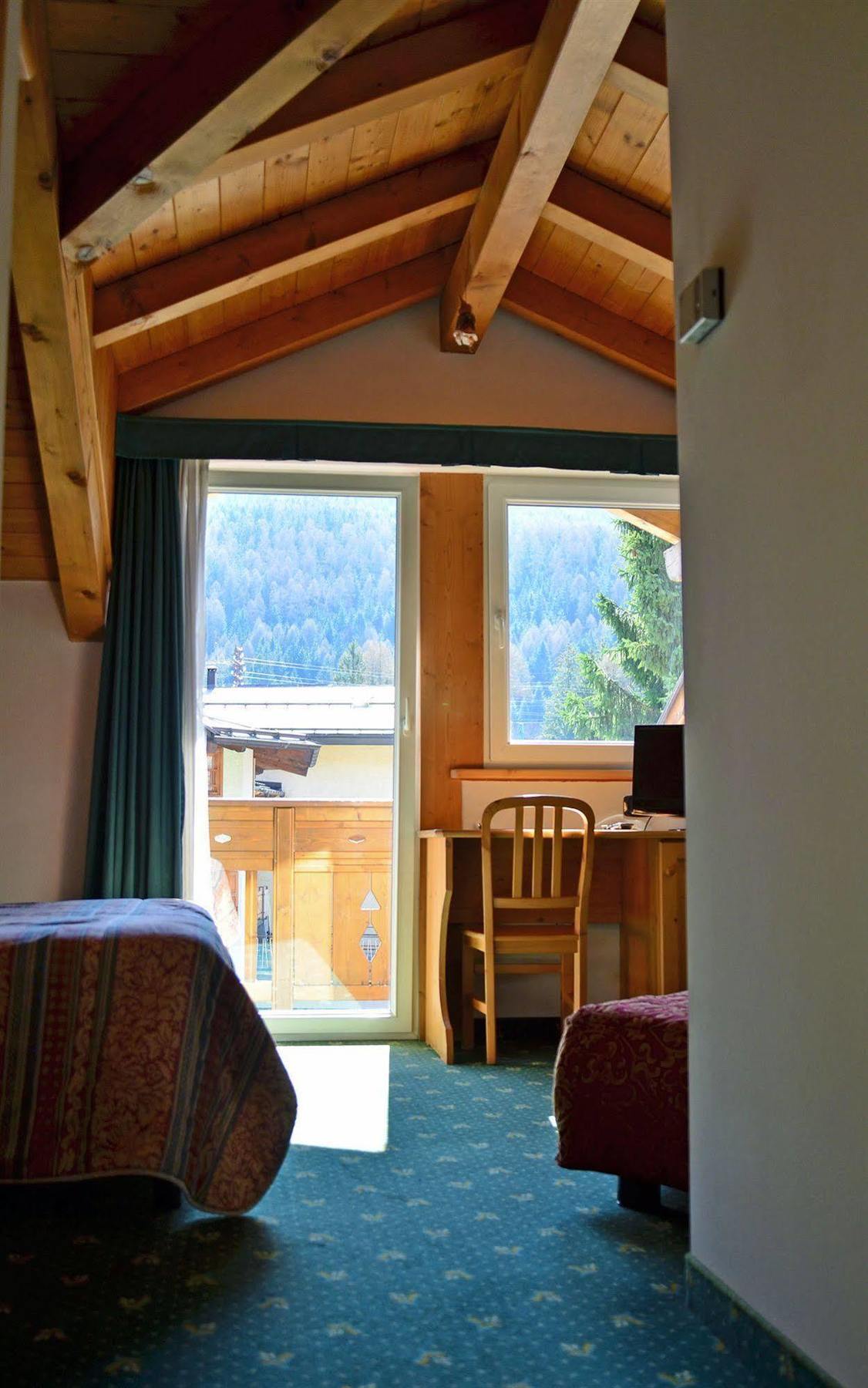 Alp Hotel Dolomiti Димаро Экстерьер фото