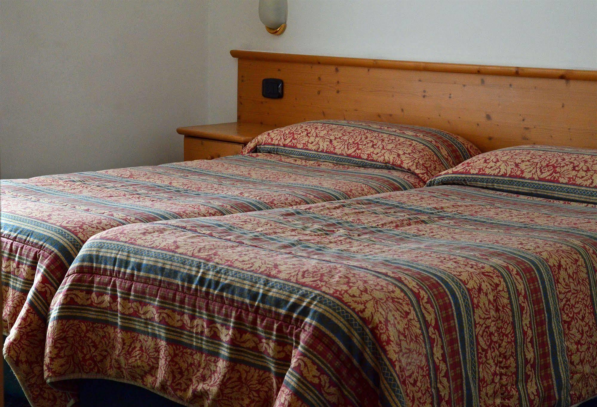 Alp Hotel Dolomiti Димаро Экстерьер фото